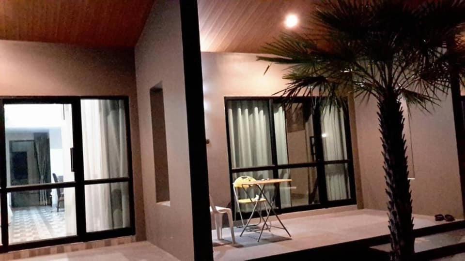 Radina Residence Nakhon Si Thammarat Zewnętrze zdjęcie